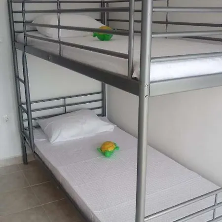 Shark Appartments